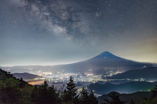 新道峠　富士山　星空　天の川サムネイル